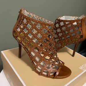 Michael kors sandals
